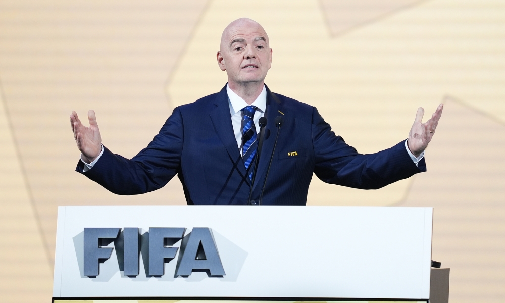 主場落後遭噓！小蜜蜂主帥：球迷是認真的？這可不是隨便哪個隊伍啊！.